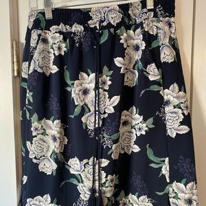Loft Outlet Navy with White Flower Skirt NWT